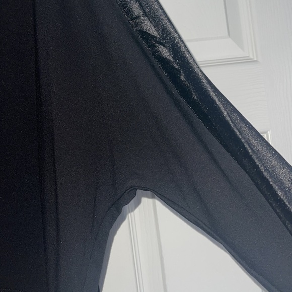 Intro stretch black soft with velour sleeves beautiful long sleeve brand new 3x - Picture 3 of 4